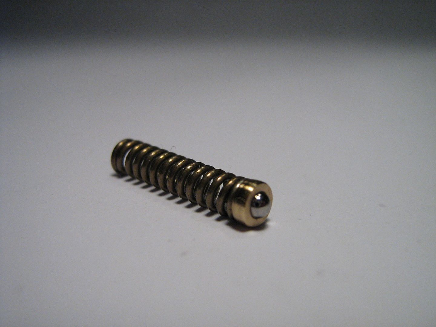 F1 Pneumatic Valve Spring, a closer look